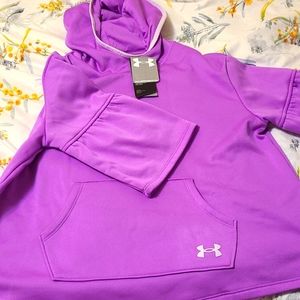 Youth Girls Under Armour "bell sleeved"  top/sweater.